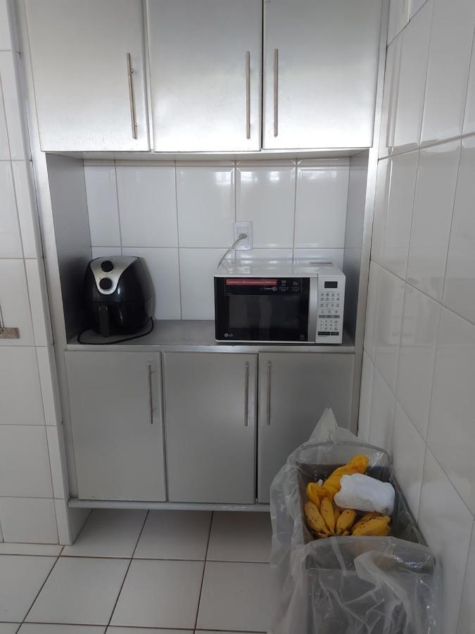 Apartamento Em Guarajuba 200M Da Praia Camaçari Εξωτερικό φωτογραφία